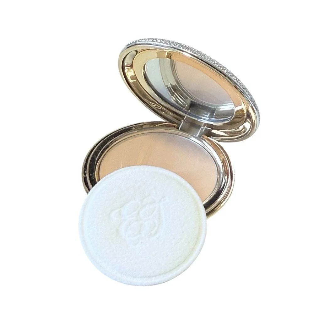 Elizabeth Taylor Light Translucent Pressed Powder Compact w‎ Mirror .30 OZ VTG